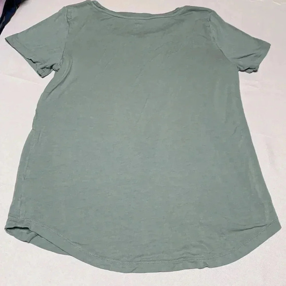 Gap women’s t-shirt,tee-shirt . Size S. - Picture 3 of 3